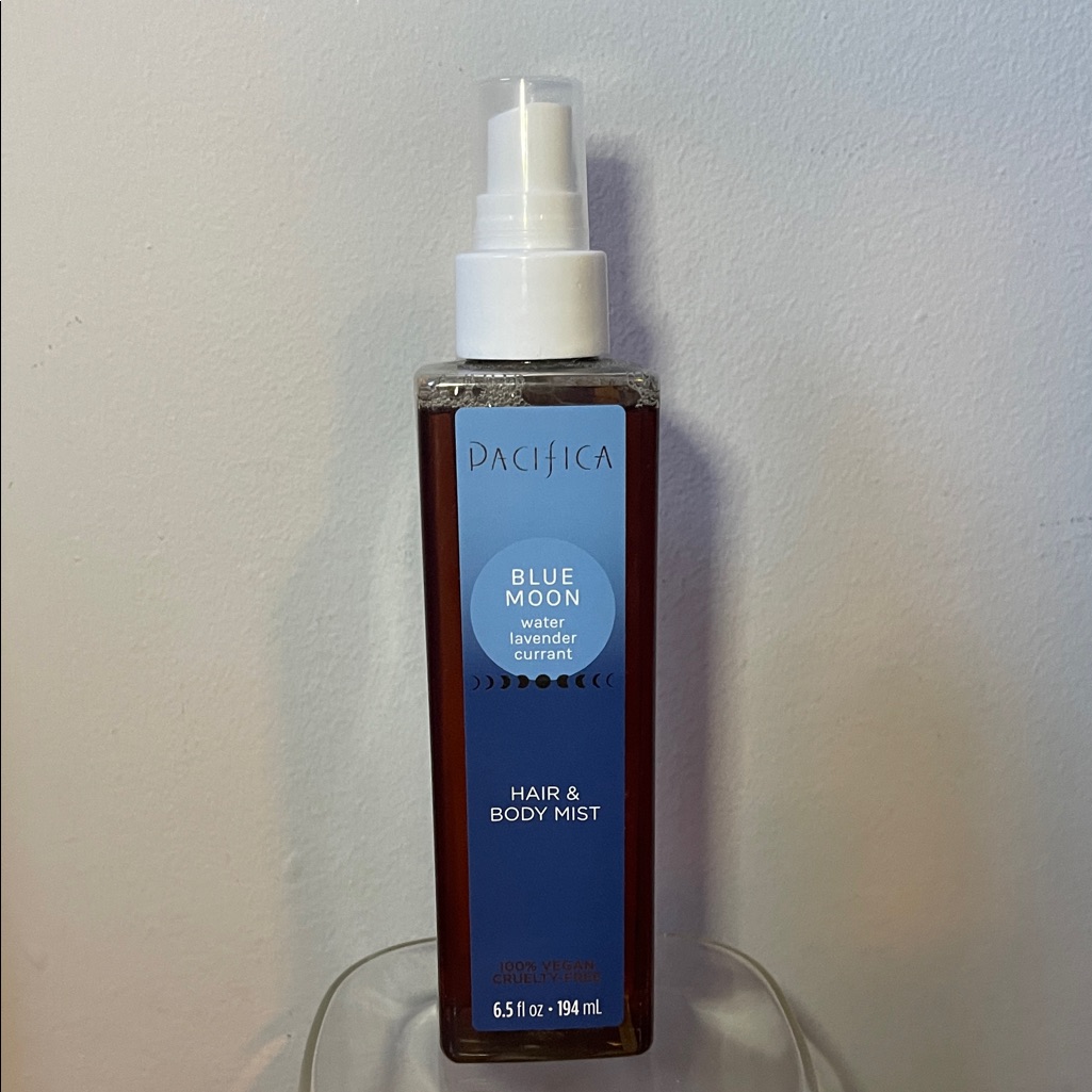 Pacifica Blue Moon Hair & Body Mist With Lavender Currant 194 Ml